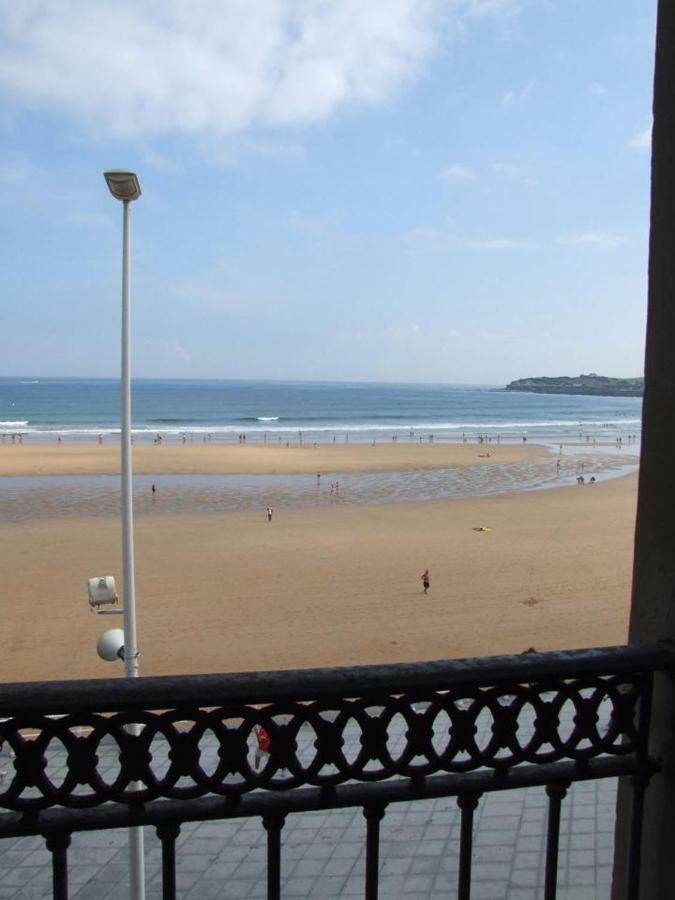 Vivienda En Gijon Frente Al Mar Βίλα Εξωτερικό φωτογραφία