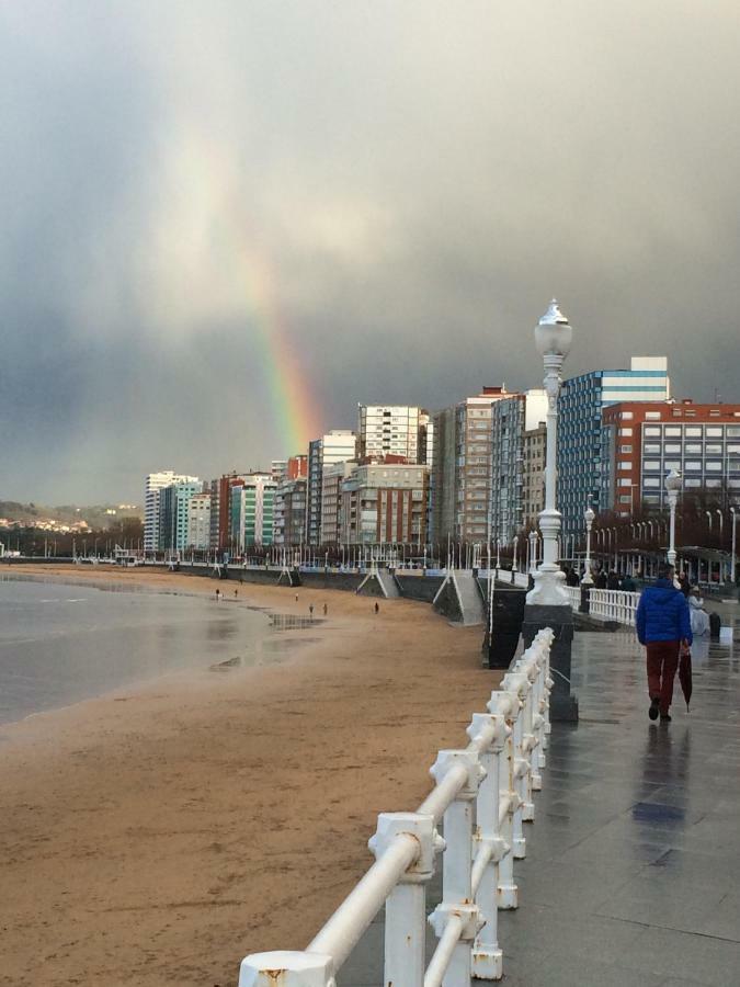 Vivienda En Gijon Frente Al Mar Βίλα Εξωτερικό φωτογραφία