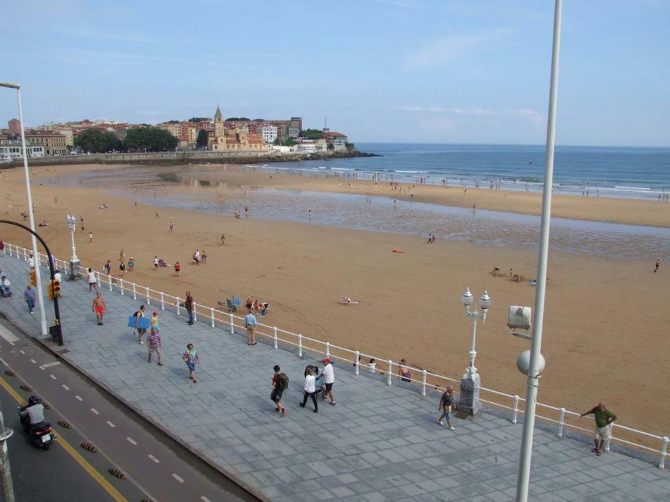 Vivienda En Gijon Frente Al Mar Βίλα Εξωτερικό φωτογραφία